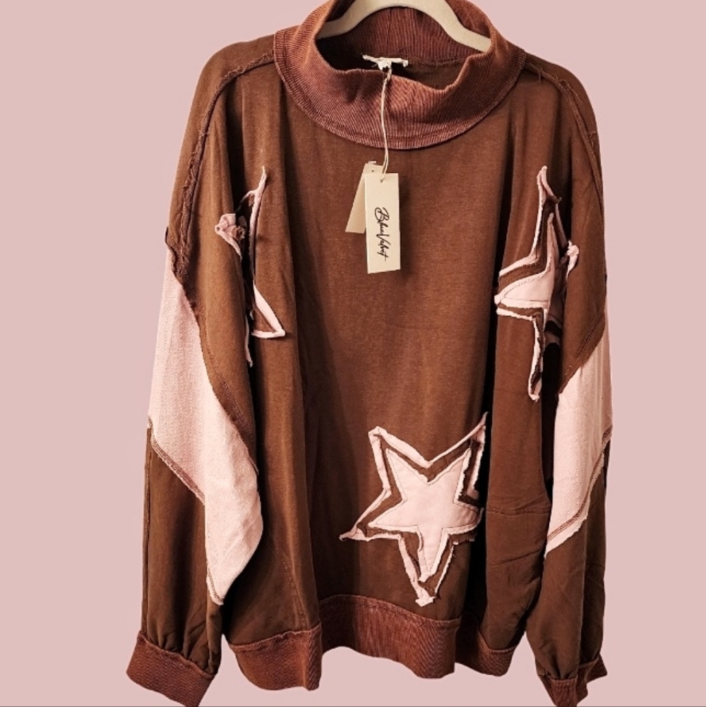 🍁Bluevelvet Brown And Pink Star Mock Neck Sweatshirt